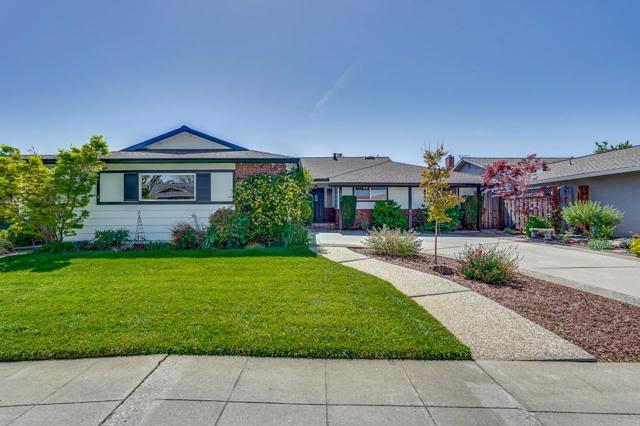 1592 Chambers Drive, San Jose CA: https://media.crmls.org/mediaz/9af815e6-a1a7-4fa9-b4f1-d91889927ae6.jpg