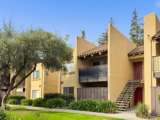 259 N Capitol Avenue, San Jose CA: https://media.crmls.org/mediaz/9af893e3-d1b3-4508-a272-fb56c759e71c.jpg