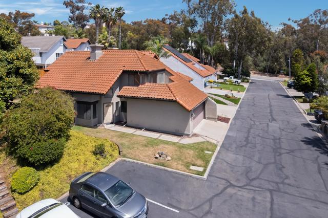 2818 Forest View Way, Carlsbad CA: https://media.crmls.org/mediaz/9af8b87f-3a6f-4cef-b008-220411f21a2e.jpg