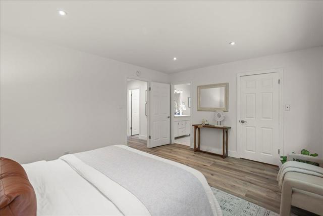 12272 Windsor Court, Los Altos Hills CA: https://media.crmls.org/mediaz/9af9fff1-eda1-483e-9679-6f185759e23a.jpg