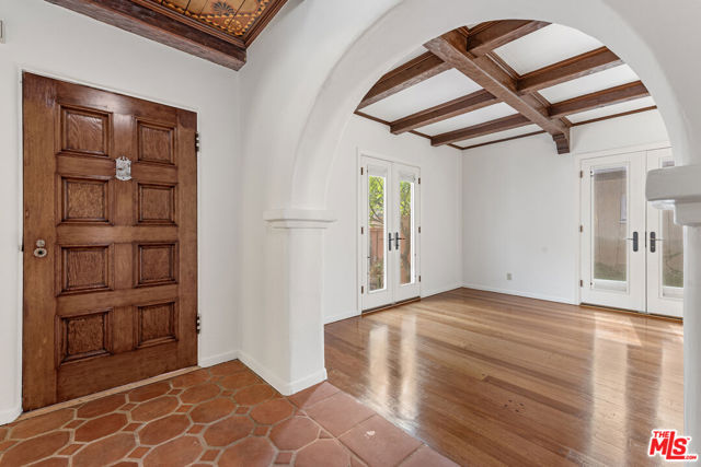 931 S Ogden Drive, Los Angeles CA: https://media.crmls.org/mediaz/9afa5fe7-f1b8-4b1e-99e0-e488c3bcdb53.jpg