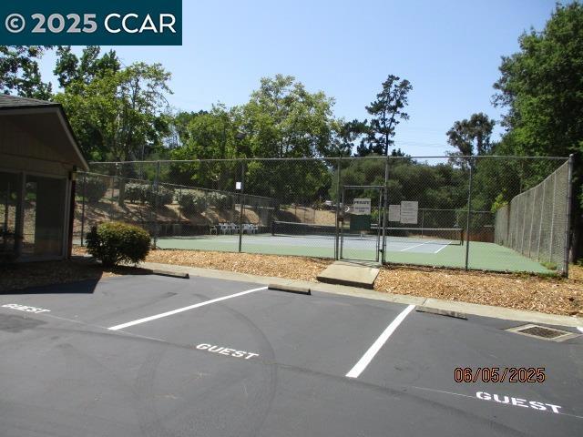 1894 Cannon Dr, Walnut Creek CA: https://media.crmls.org/mediaz/9afb77d0-5074-4dfd-9347-a969d9457abc.jpg