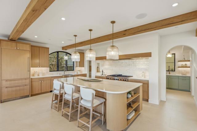 Detail Gallery Image 18 of 72 For 8341 La Jolla Scenic Dr, La Jolla,  CA 92037 - 5 Beds | 5/1 Baths