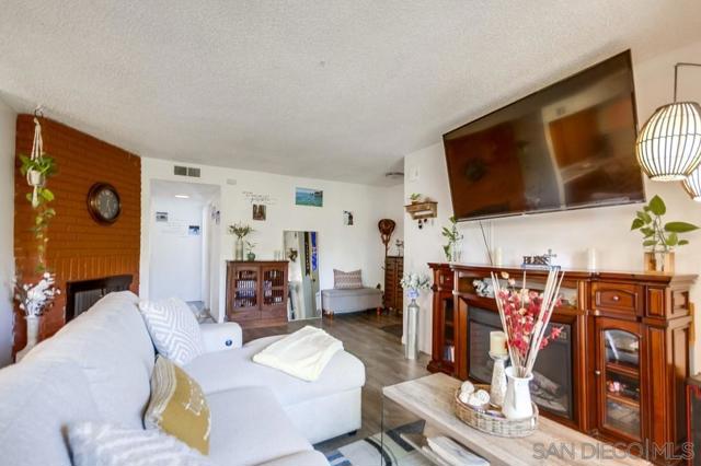 5350 Baltimore Drive, La Mesa CA: https://media.crmls.org/mediaz/9afc32e0-ba14-445a-bafe-f5c1d8523929.jpg