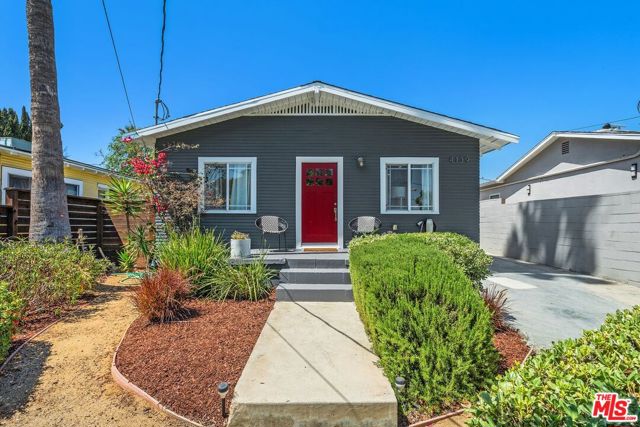 4139 Camero Avenue, Los Angeles CA: https://media.crmls.org/mediaz/9afcc2a5-43ed-417b-9ad1-c9781ad2f986.jpg