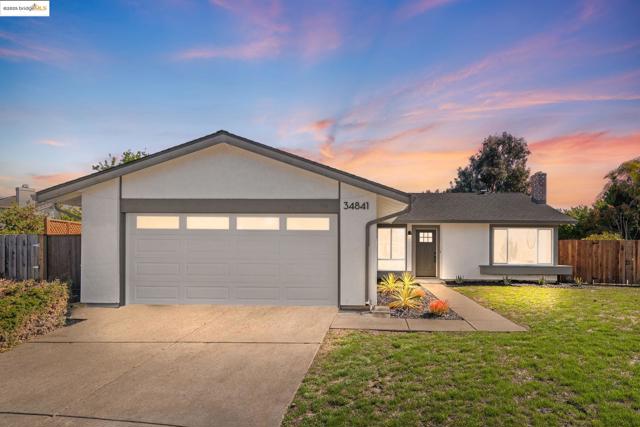 34841 Potomac River Pl, Fremont CA: https://media.crmls.org/mediaz/9afcc5a0-c2af-4cb0-b292-57fc04734c71.jpg