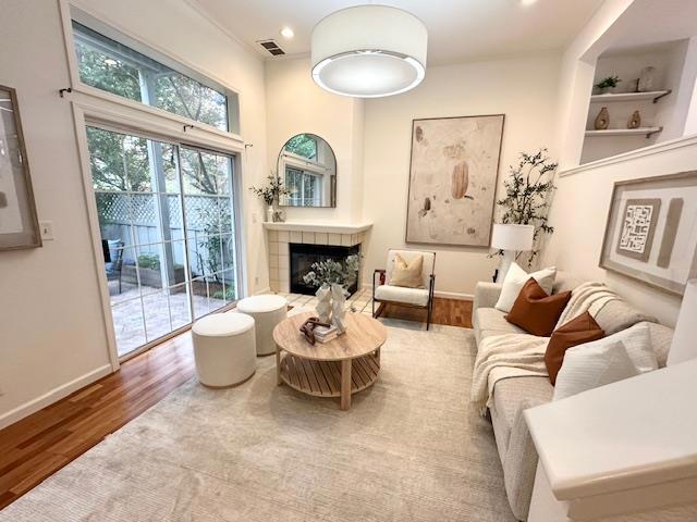 8 Arch Street, Redwood City CA: https://media.crmls.org/mediaz/9afdb623-2842-46ab-ac81-a52ff6fb1b00.jpg
