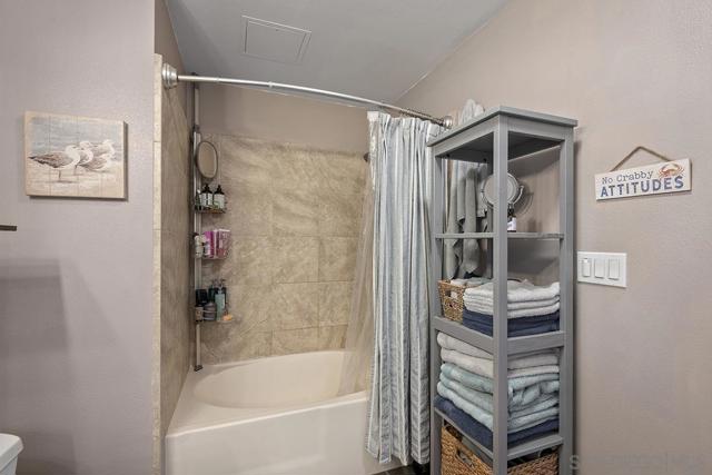 Image 15 of 29 For 445 Island Avenue  614