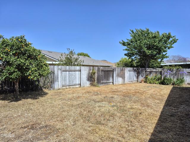 386 Otono Court, Camarillo CA: https://media.crmls.org/mediaz/9affd2ba-86e2-43b4-88c6-dc48e014e353.jpg