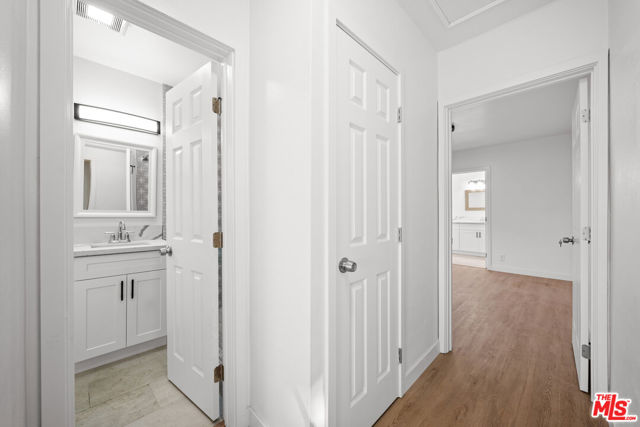 4325 W 58th Place, Los Angeles CA: https://media.crmls.org/mediaz/9b0021bd-b9c4-4af4-b06f-956826ca11de.jpg