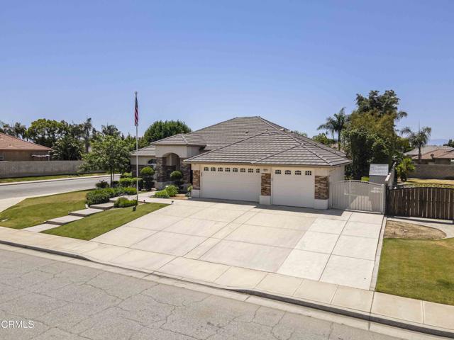 15617 Screaming Eagle Avenue, Bakersfield CA: https://media.crmls.org/mediaz/9b0071b5-31f0-42d8-9f0d-62a056833228.jpg