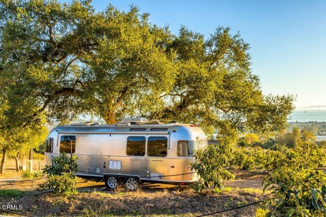 4488 Foothill Road, Carpinteria CA: https://media.crmls.org/mediaz/9b00ac31-d3a9-4ff0-8016-6608df3023fd.jpg