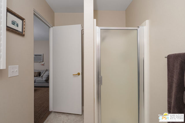 566 N Sunset Way, Palm Springs CA: https://media.crmls.org/mediaz/9b013ec5-b57d-40da-9064-5008f45a6cdf.jpg