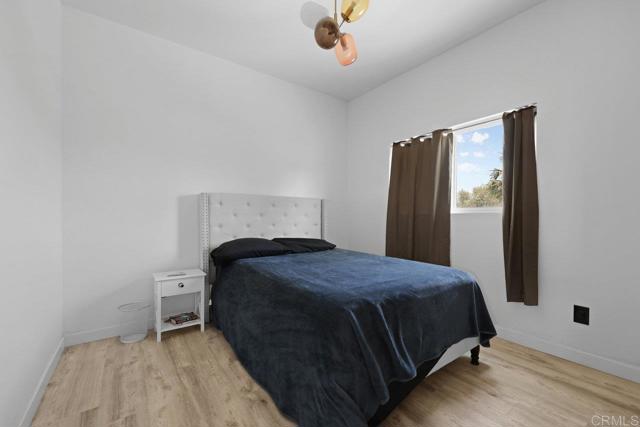 12953 Carriage Rd, Poway CA: https://media.crmls.org/mediaz/9b026616-8757-41f9-943f-3dc065b90300.jpg