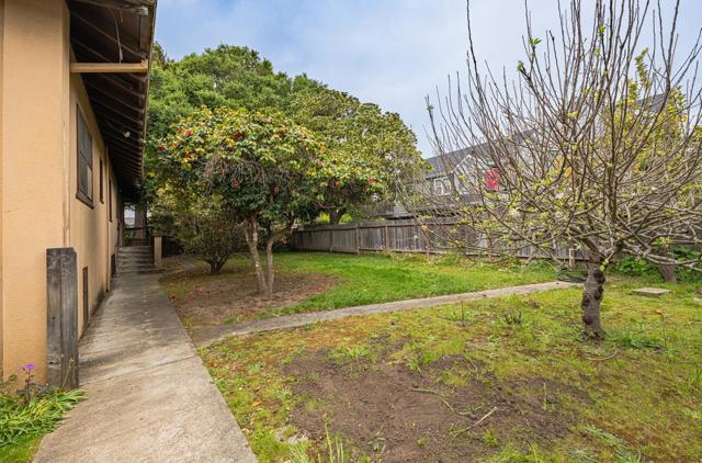 4705 Crystal Street, Capitola CA: https://media.crmls.org/mediaz/9b028202-9d45-4b97-abcf-69908e776c1b.jpg