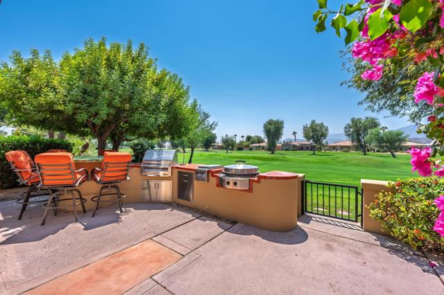 79885 Liga, La Quinta CA: https://media.crmls.org/mediaz/9b029b61-3d21-4b7e-9184-2be8eed16be6.jpg