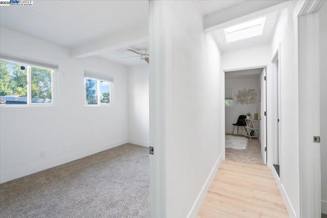 2082 Overhill Rd, Concord CA: https://media.crmls.org/mediaz/9b0368ef-6209-4b89-a3c2-d63ad92214a0.jpg