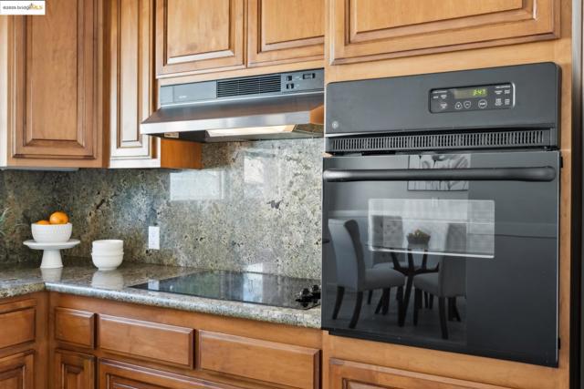 148 Estabrook, San Leandro CA: https://media.crmls.org/mediaz/9b039cac-132c-42d6-a7d7-172bb855052c.jpg