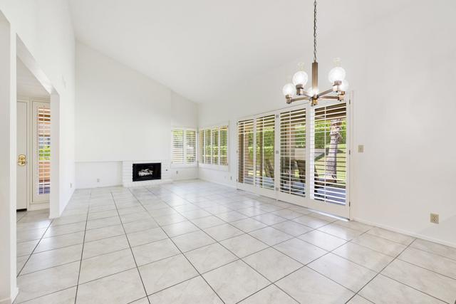 73481 Poinciana Place, Palm Desert CA: https://media.crmls.org/mediaz/9b0441c9-0aff-4ab4-b880-b7e67630df1a.jpg