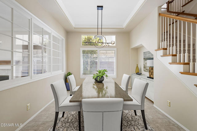2996 Eagles Claw Avenue, Thousand Oaks CA: https://media.crmls.org/mediaz/9b05679a-7160-40f0-8017-0c84f698c932.jpg