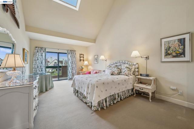 Image 30 of 44 For 9 Regulus Court