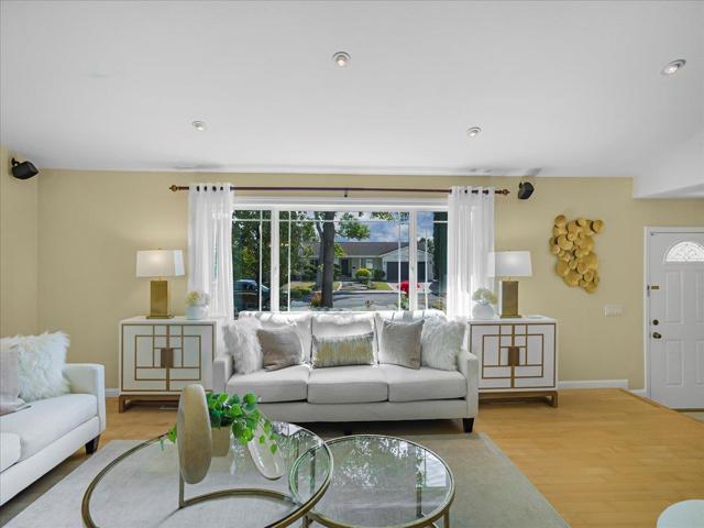 651 Starbush Drive, Sunnyvale CA: https://media.crmls.org/mediaz/9b09824c-c70c-418f-ad07-a0f0178e01bb.jpg