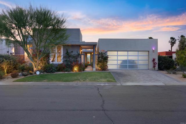 Detail Gallery Image 39 of 51 For 4495 Vantage Ln, Palm Springs,  CA 92262 - 3 Beds | 3/1 Baths