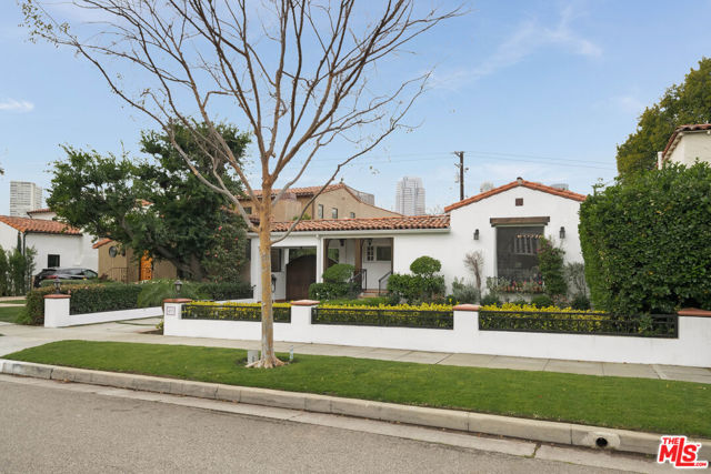 455 PECK Drive, Beverly Hills, California 90212, 3 Bedrooms Bedrooms, ,3 BathroomsBathrooms,Residential Lease,For Sale,PECK,22159097
