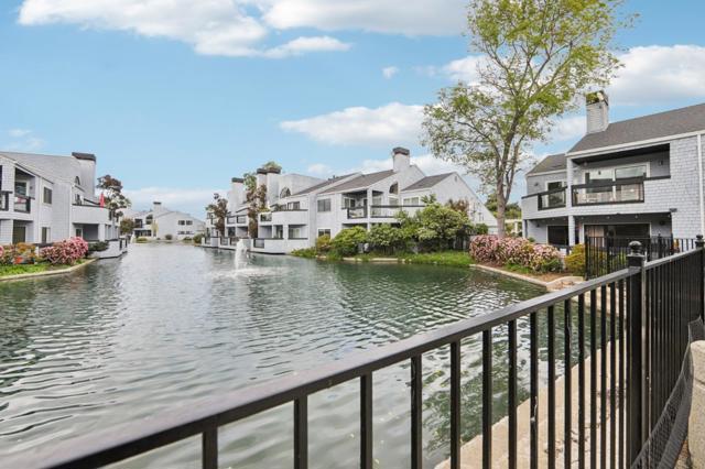 52 Cape Hatteras Court, Redwood City CA: https://media.crmls.org/mediaz/9b0b004b-9f1d-49e0-9898-3c4ff2ada1ab.jpg