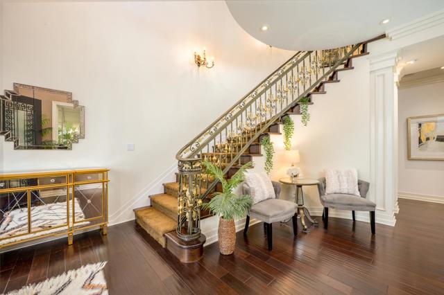 780 S El Monte Avenue, Los Altos CA: https://media.crmls.org/mediaz/9b0b44e7-1968-451e-9a58-4d4d3879383a.jpg