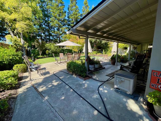 100 Magneson Terrace, Los Gatos CA: https://media.crmls.org/mediaz/9b0bd73a-7883-4e5c-a267-cb247dd79643.jpg