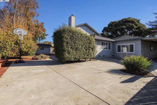 Image 44 of 60 For 3701 Ferry Ln
