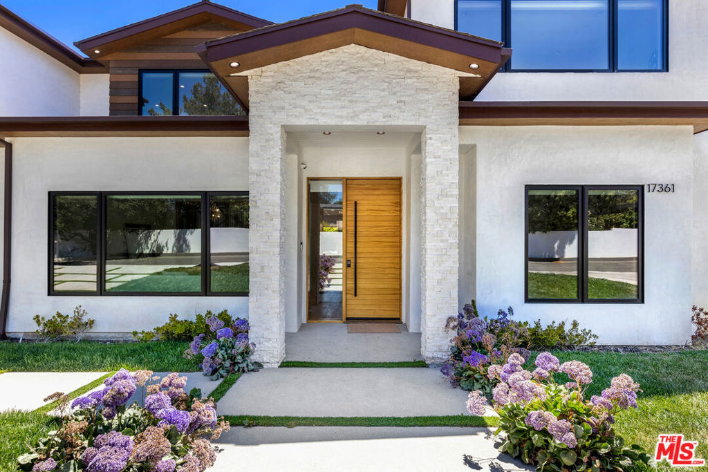 MLS #26858355 image #2