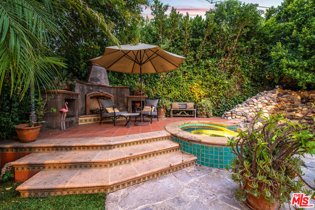 4520 TYRONE Avenue, Sherman Oaks CA: https://media.crmls.org/mediaz/9b0f2b33-2756-4625-9c8d-3a71a7d94a82.jpg
