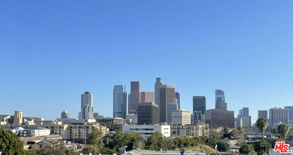 870 Figueroa Terrace 1, Los Angeles, CA 90012