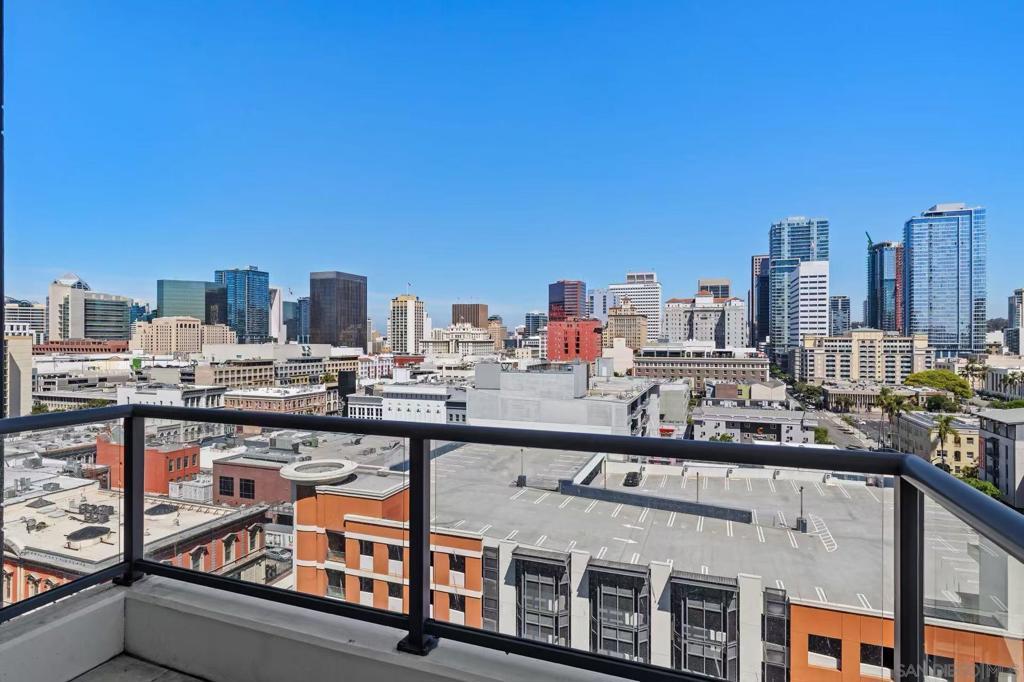 575 6th Ave - photo 9