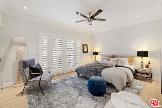 2108 Neilson Way, Santa Monica CA: https://media.crmls.org/mediaz/9b105081-f6b4-49a1-89c0-45b36399a4c2.jpg