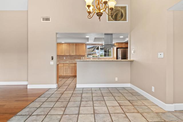 Detail Gallery Image 5 of 56 For 10106 Buena Vista Ave, Santee,  CA 92071 - 4 Beds | 2 Baths