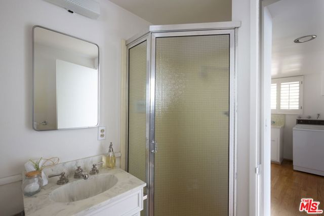 5 Caballeros Road, Rolling Hills, California 90274, 2 Bedrooms Bedrooms, ,3 BathroomsBathrooms,Residential,Sold,Caballeros,25585033