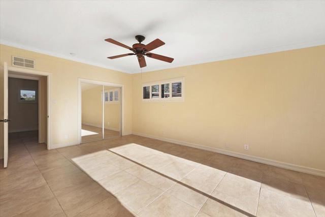 1617 E Paseo El Mirador, Palm Springs CA: https://media.crmls.org/mediaz/9b126af8-9ab2-4bef-9bac-ac24d0818021.jpg