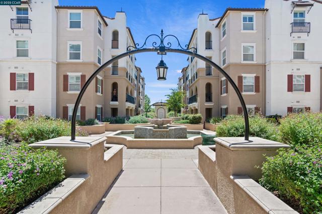 3240 Maguire Way, Dublin CA: https://media.crmls.org/mediaz/9b132c0c-7e69-4dea-be47-f2498ed1632f.jpg