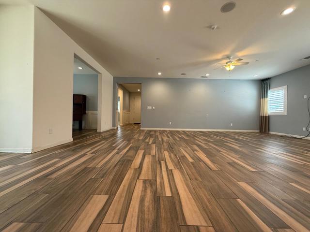 830 Auction Street, Los Banos CA: https://media.crmls.org/mediaz/9b13afc8-7fd8-44dc-93c1-22bbbde3e556.jpg