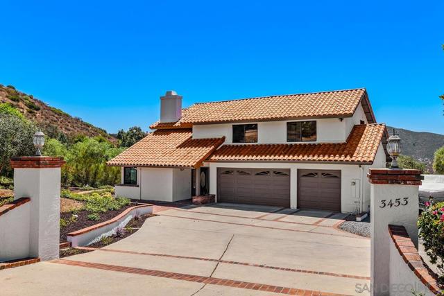 3453 Via Loma Vista, Escondido CA: https://media.crmls.org/mediaz/9b143e5b-40e7-4ef2-b094-ddfc45dc90c8.jpg