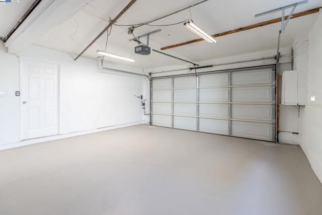6919 Wilson Way, El Cerrito CA: https://media.crmls.org/mediaz/9b145528-3619-4fa9-892b-f4b505de37fc.jpg