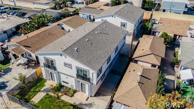 729 S Kern Avenue, Los Angeles CA: https://media.crmls.org/mediaz/9b1456b7-5d55-41fd-b9e5-7f94aca1ed27.jpg