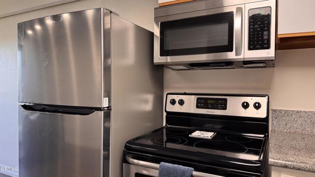 Detail Gallery Image 4 of 37 For 1450 Locust Ave #425,  Long Beach,  CA 90813 - 1 Beds | 1 Baths