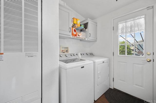 Home for Sale in Lakeside