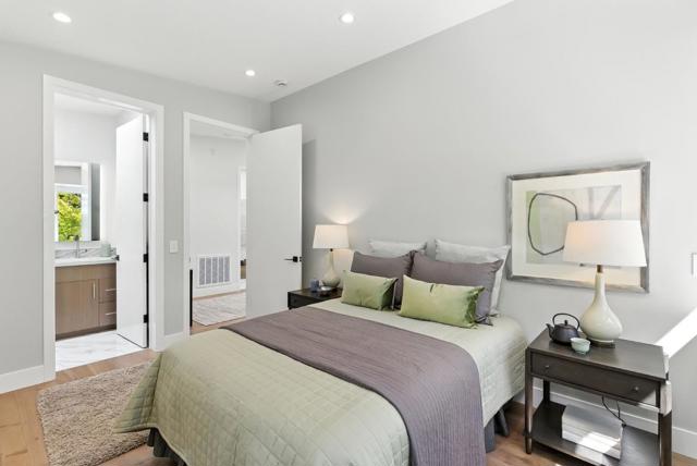 2200 Saint Francis Drive, Palo Alto CA: https://media.crmls.org/mediaz/9b15cee0-d844-47a8-b3e4-1e97bf5b36d1.jpg