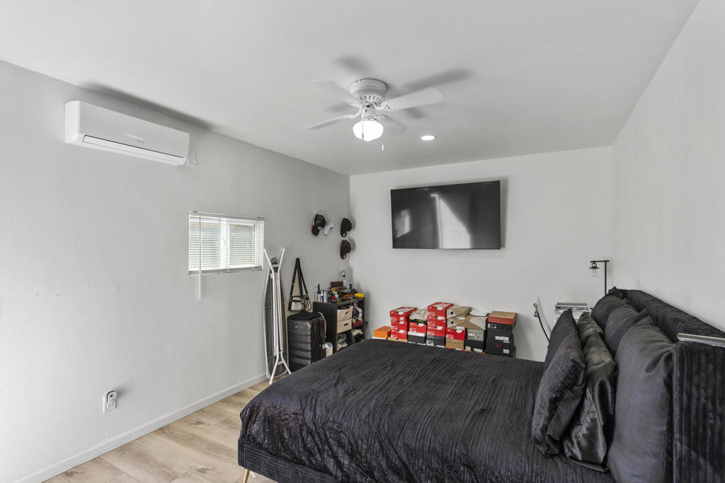 MLS #219136418DA image #5