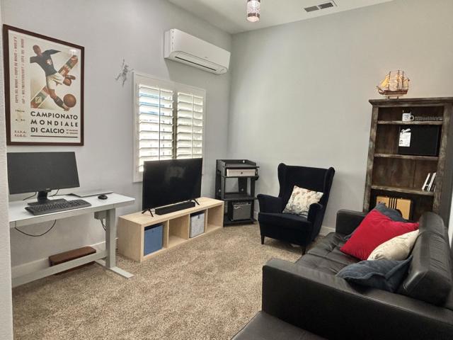 79700 Citrus Street, La Quinta CA: https://media.crmls.org/mediaz/9b167775-e2e8-4226-a72d-5813849fa864.jpg